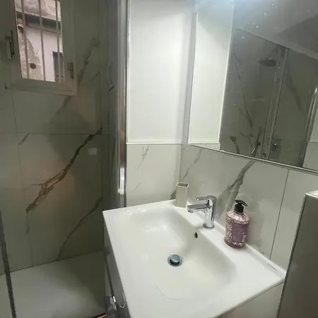 Milano Apartman *