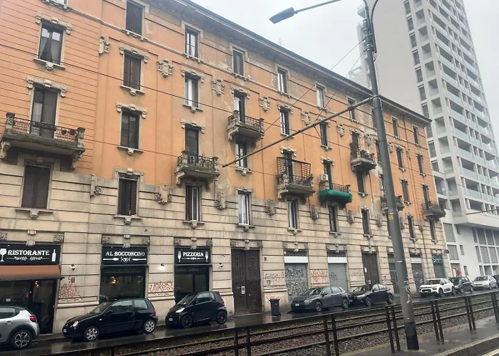 Milano * Milán